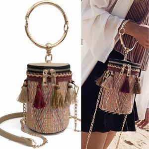 Chic Cylinder Crossbody Bag With Ring Handle